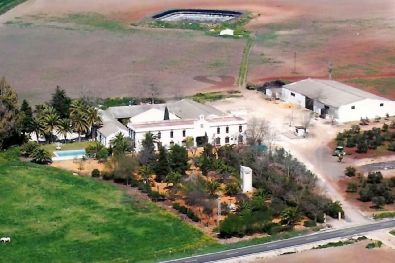 Hacienda Chambergo Casa En La Campina Sevillana Écija Eksteriør bilde
